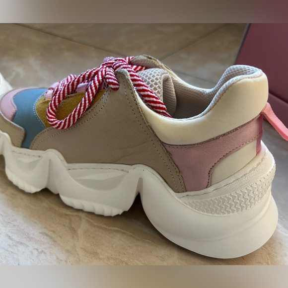 lolly chunky sneakers from Free People. Brand new with a box - Picture 5 of 8